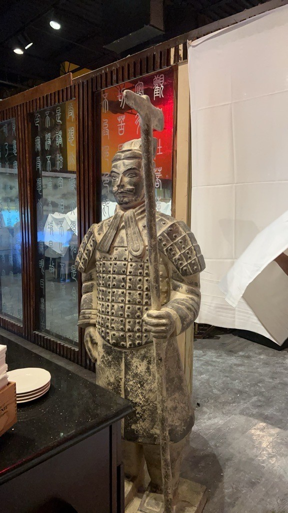 纽约家庭装修 · 餐馆装修 联系恩典装修陈师傅 - 现场定制橱柜｜木工瓦工一体｜厨房浴室翻新 photo 9