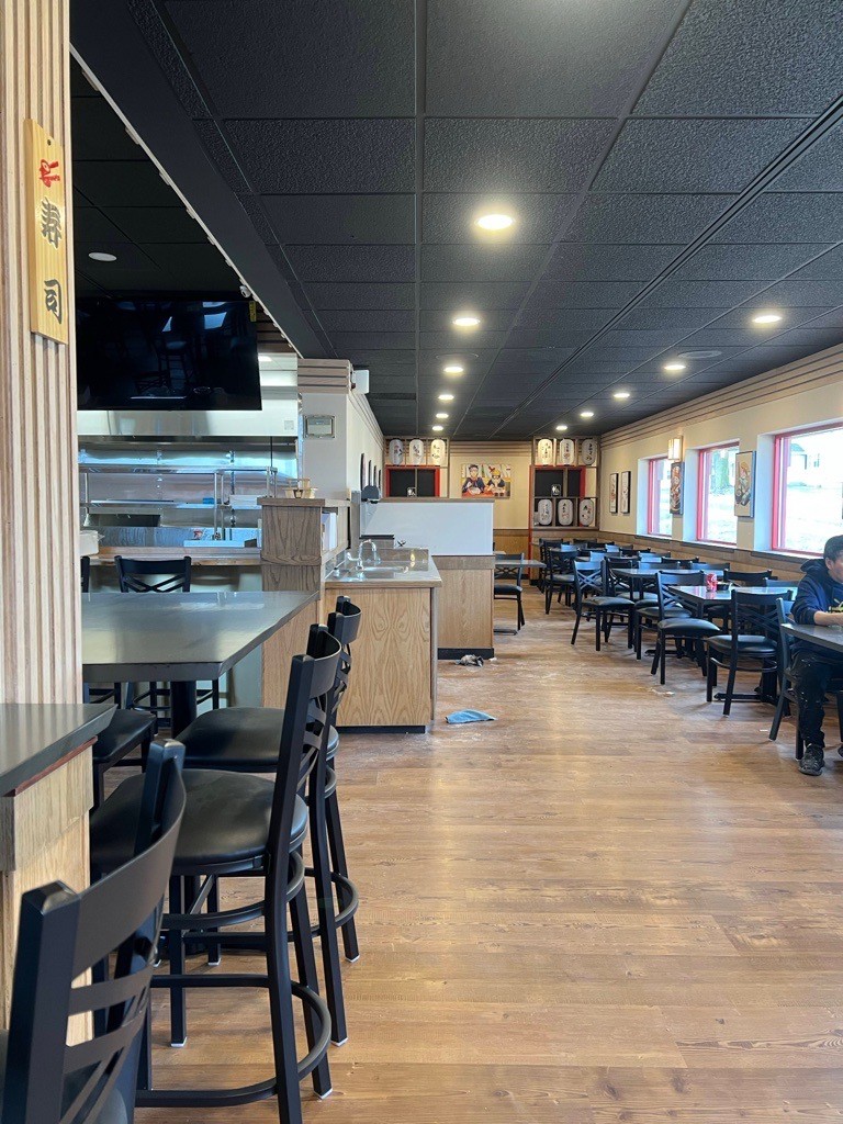 纽约家庭装修 · 餐馆装修 联系恩典装修陈师傅 - 现场定制橱柜｜木工瓦工一体｜厨房浴室翻新 photo 4