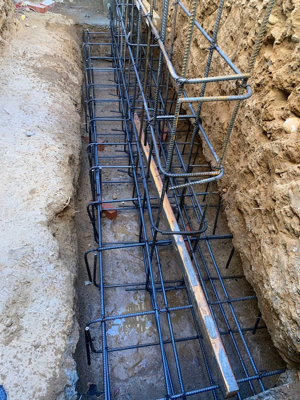 急修漏水,精通各种水管漏水,诊断并修理漏水,联系绿典公司：212-500-1888 photo 2