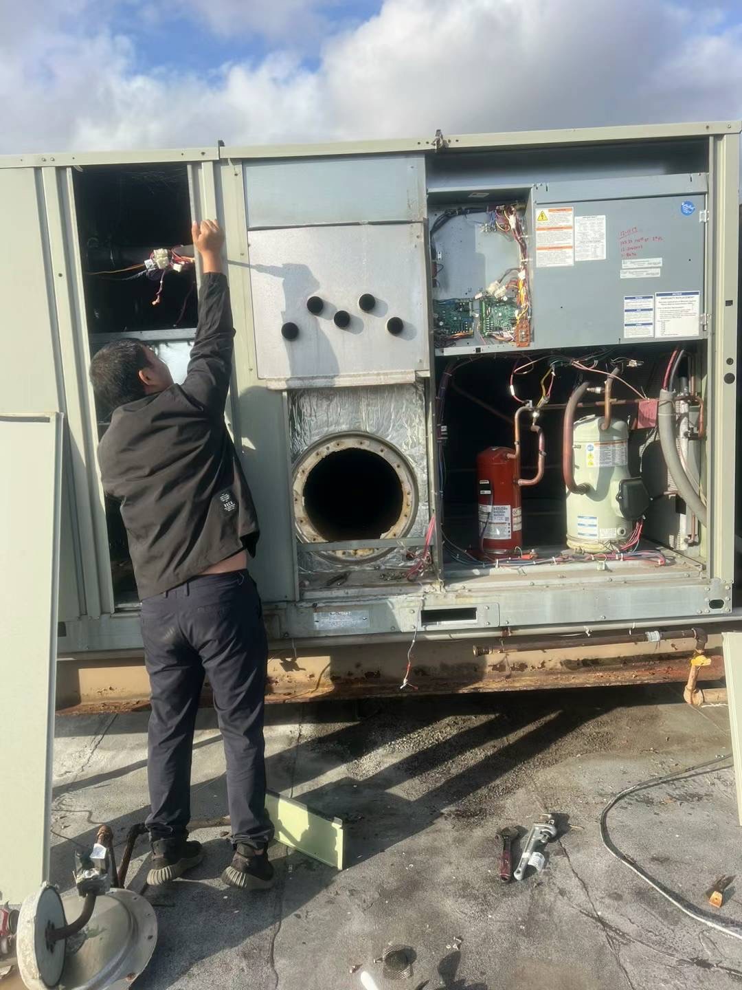 👍惠达冷暖 专业安装维修中央冷暖空调 photo 1