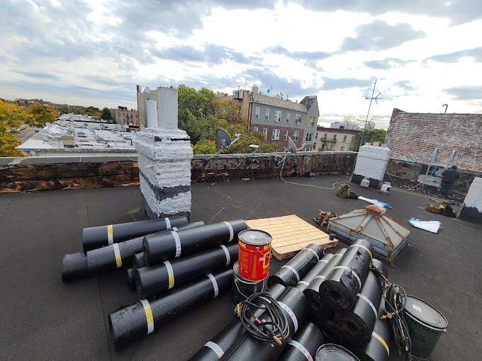 纽约HK Builders屋顶公司提供屋顶维修翻新 photo 2