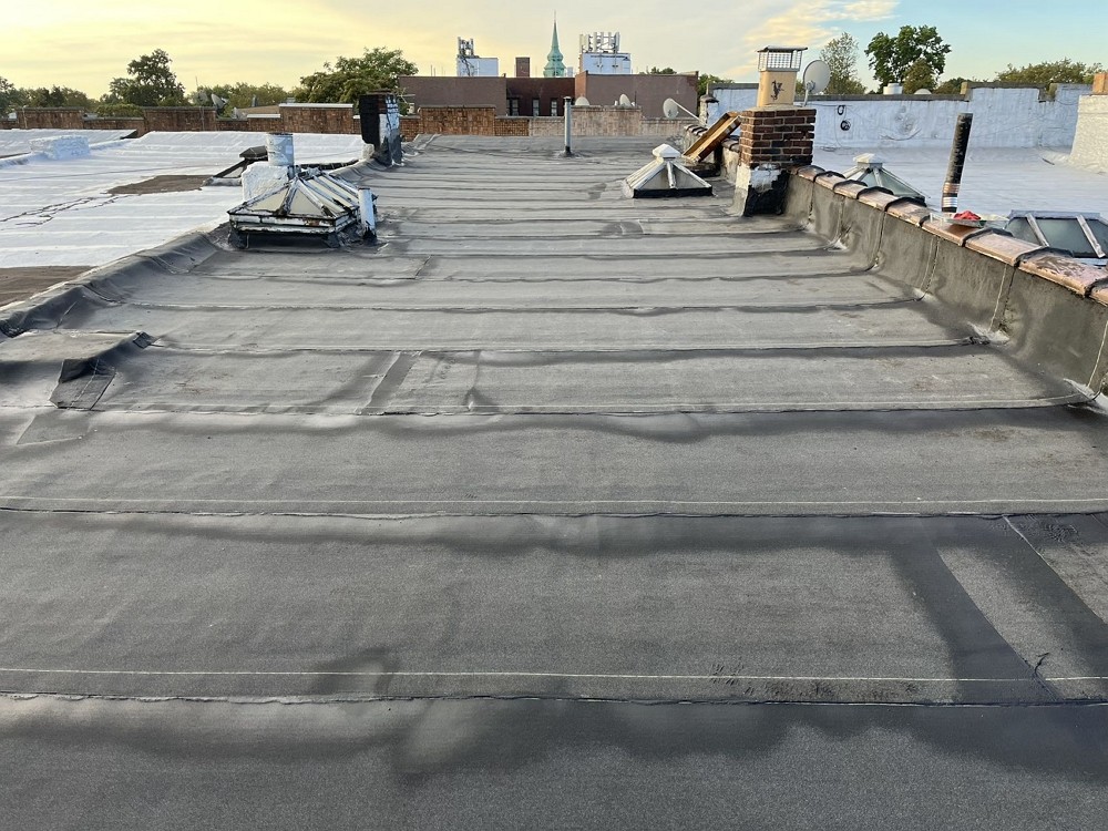 政府注册执照。房屋补漏,屋顶维修,屋顶翻新 photo 2