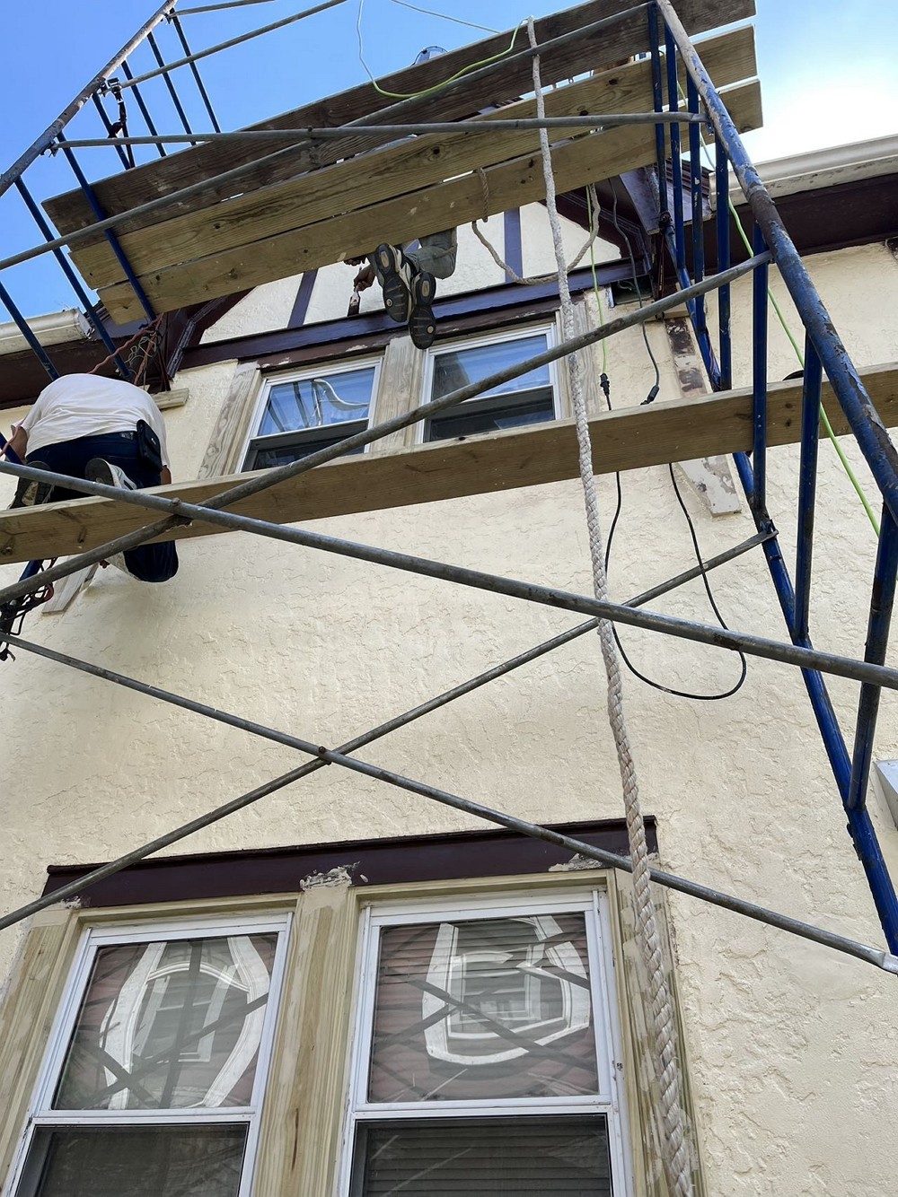 政府注册执照。房屋补漏,屋顶维修,屋顶翻新 photo 5