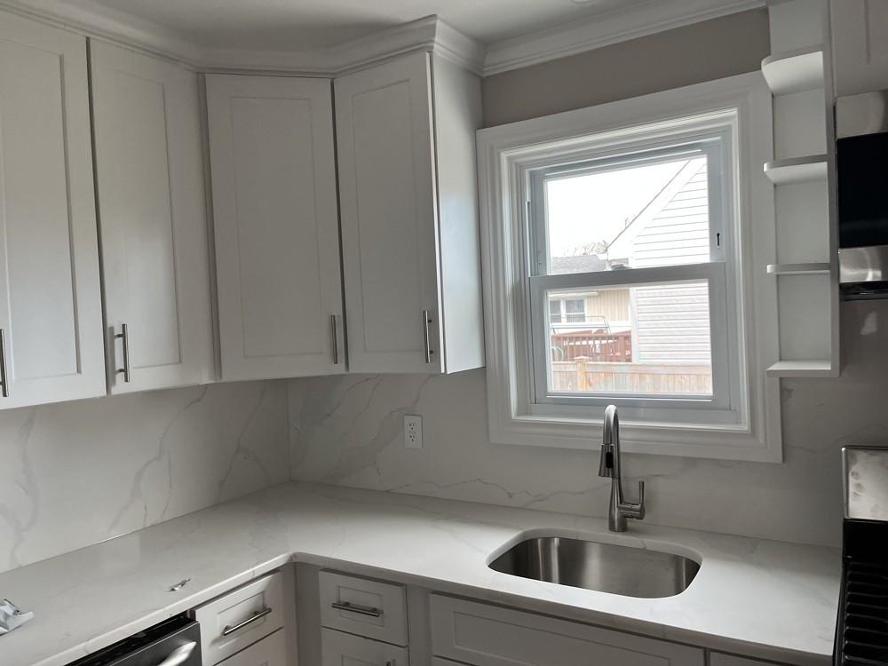 纽约美东门窗安装公司 多年安装更换门窗经验 photo 1