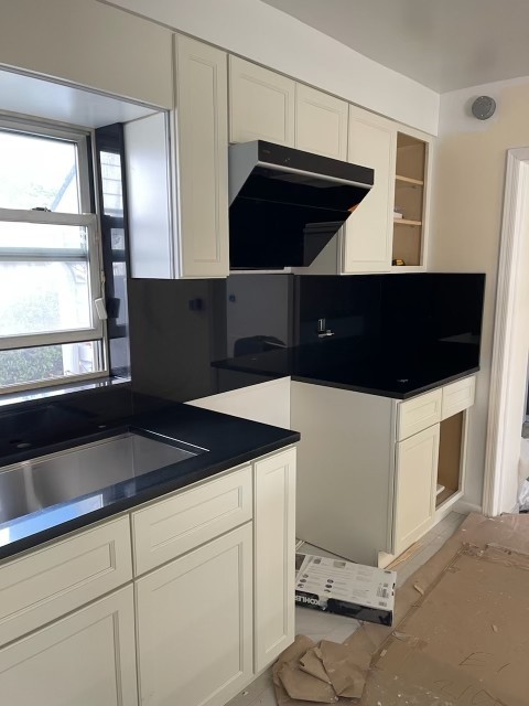 纽约满意装修专做安装门窗 photo 4