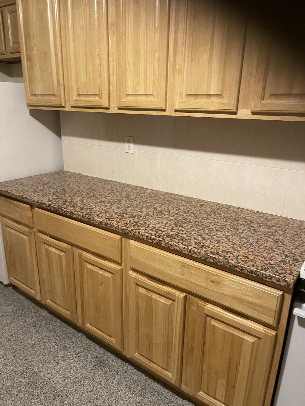 华人装修公司，30多年木工装修经验，安装门窗， 室内外装修，质量好，免费估价 photo 6