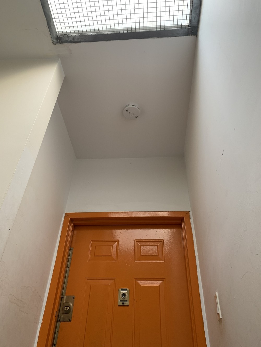 纽约室内装修多年从事建筑装修，厨房浴室 水电地板优质施工 免费估价 photo 3