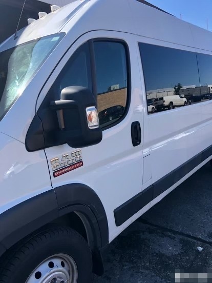 华人诚信搬家公司 专业华人搬家 價格公道 誠信守時 免费估价 高师傅 photo 4