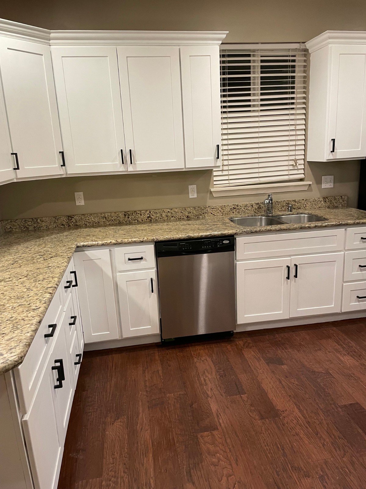 西雅图多年装修经验 有保险，诚实守信，易沟通。 西雅图装修公司-装修师傅 图片 5