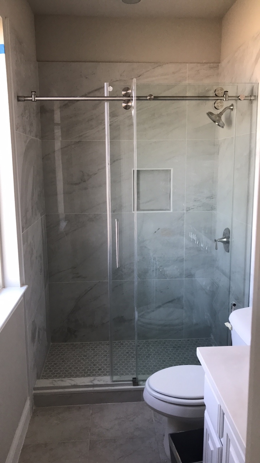 室内外装修及维修 休斯顿屋顶公司-屋顶维修 图片 1