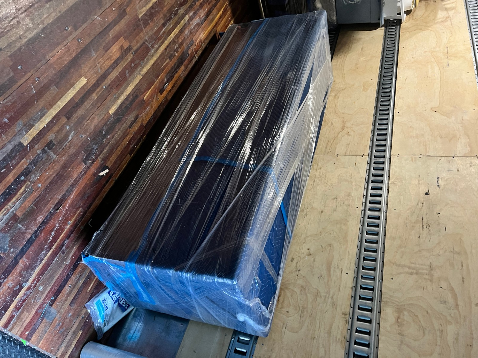 跨州搬家、家庭搬家、最专业的也是最靠谱的！选择红双喜跨州搬家公司！ 休斯顿搬家送货公司-物流-清运 图片 1