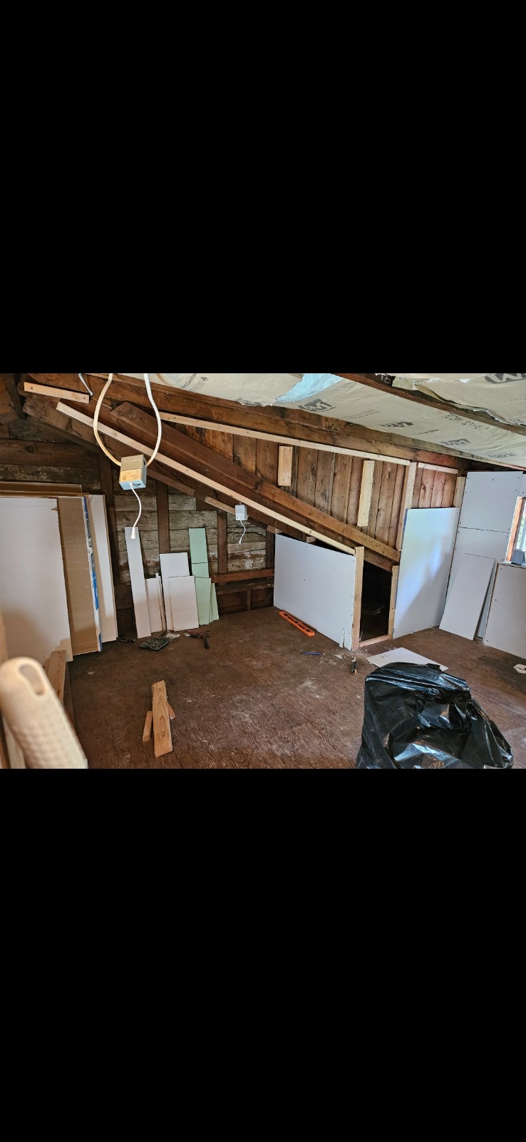 卖房前/入住前,整屋清洁/局部清洁。微修补touch up,屋顶/室内壁橱翻新,内外装修等等 photo 6