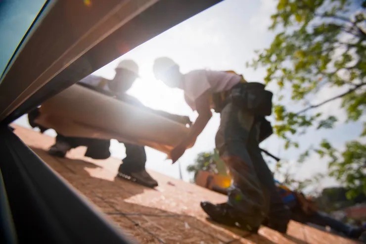 Galaxy Roofing Inc-屋顶维修公司●换新屋顶●维修屋顶●沥青瓦橡胶等各种材料屋顶●15年保用期 photo 4