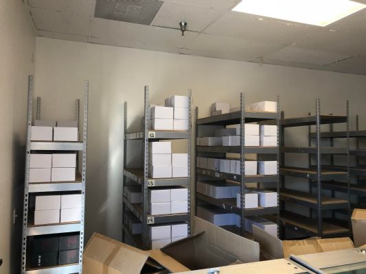 凤凰城店店内招聘销售员 图片 4