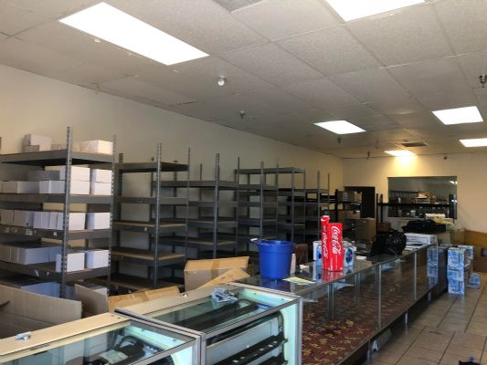 凤凰城店店内招聘销售员 图片 7