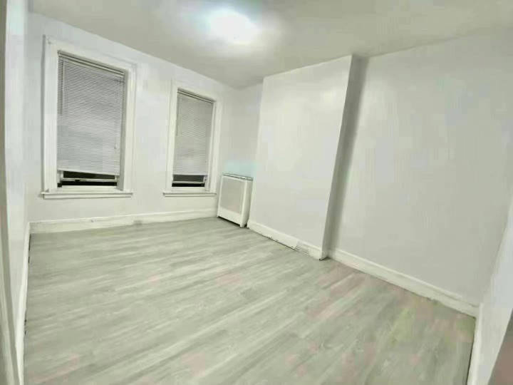 需要门窗换新，门窗更换服务联系称心家庭装修徐师傅，华人装修公司施工经验丰富，工艺好，价格合理 photo 1