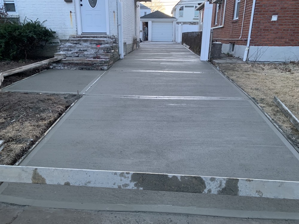 百安居园林管理公司提供专业园林管理，砍伐枯树病树，砍树刨根，草坪自动喷水器维修安装 图片 9