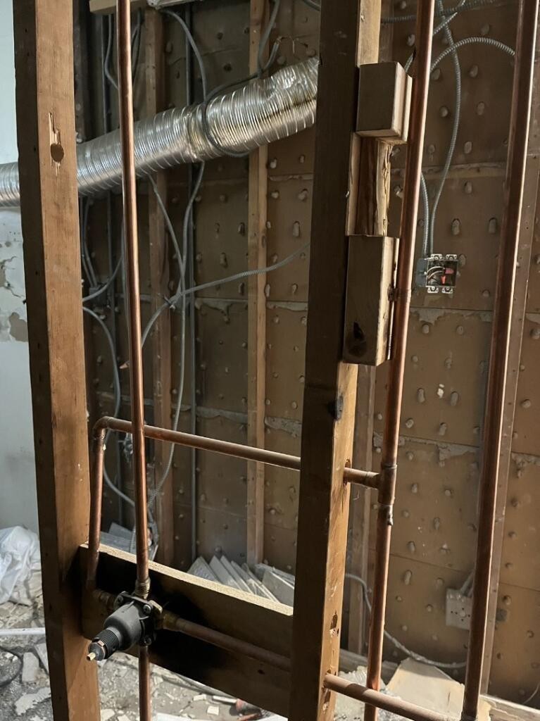 专业新泽西恩典装修公司,精细木工,现场制作橱柜,厨浴装修,大理石瓷砖地板,多工种齐全 photo 7