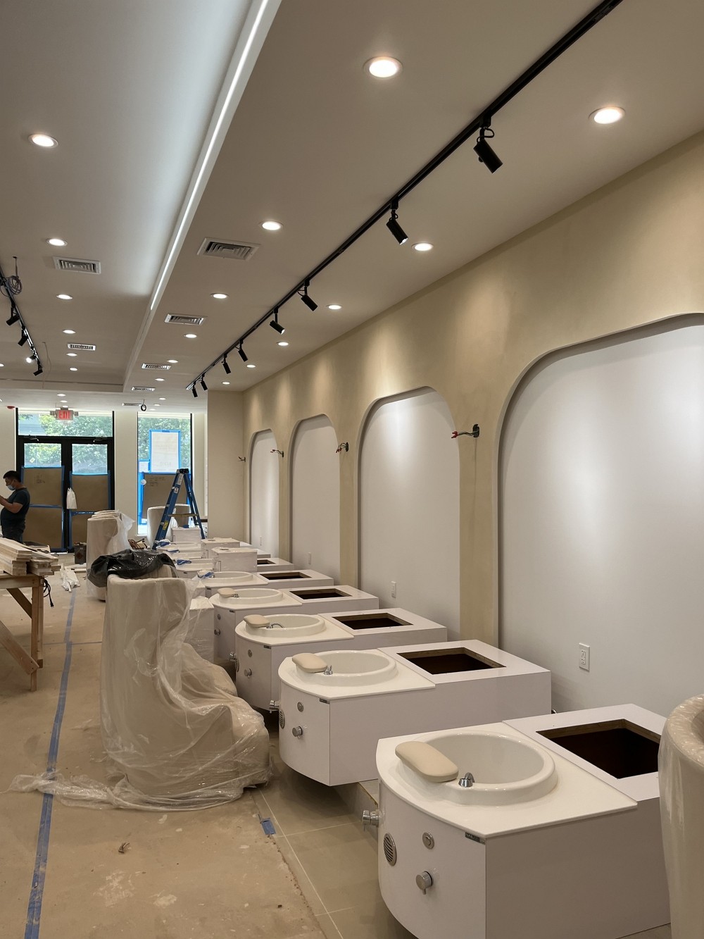 专业室内屋顶吊层造型 专业墙壁造型 免费估价 图片 3