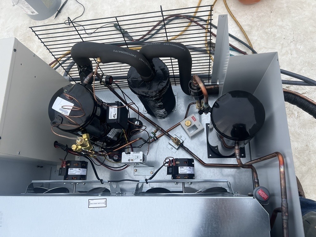 八世纪冷暖公司-Eight Century Heating & Cooling (HVAC)-专做住家和商业冷暖设备维修 photo 6