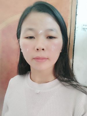 vUU爆水肌。对于皮肤干燥的美白保温补水 NJ 图片 1