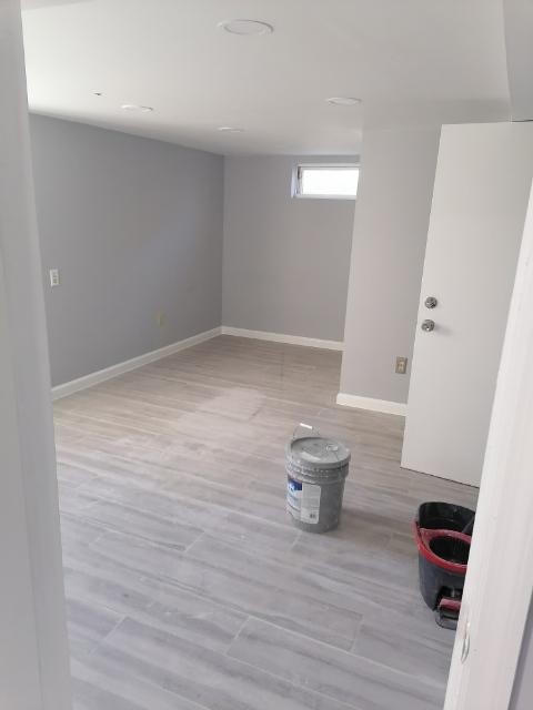 承接浴室装修，厨房装修，专业室内装修，地下室翻新等项目 photo 1