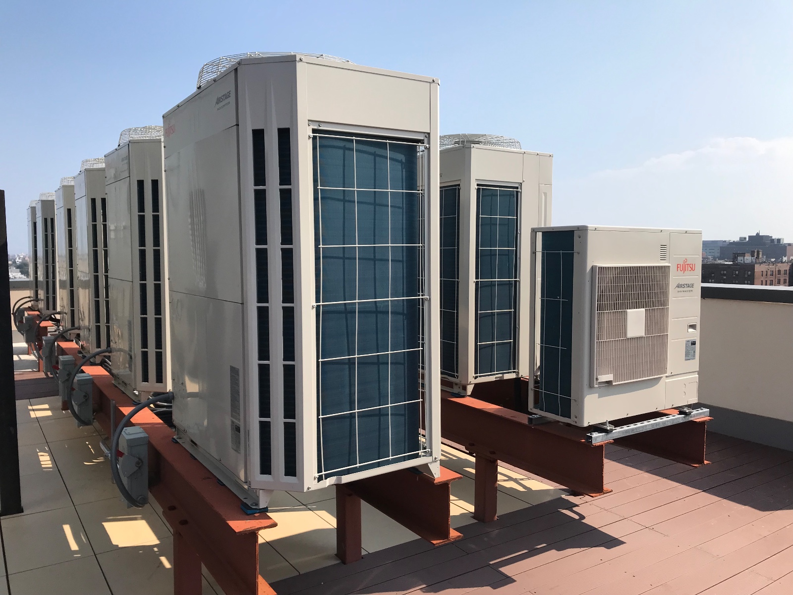 冷暖气 监控系统 安装 维修 photo 1