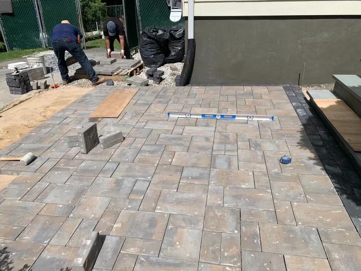 屋顶维修公司，瓦片更换，屋顶补漏，屋顶防水处理，外墙防水，清理水槽 photo 5