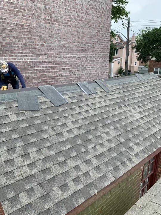 屋顶维修公司，瓦片更换，屋顶补漏，屋顶防水处理，外墙防水，清理水槽 photo 4