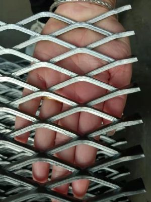 菱形钢板网踩踏网A濮阳菱形钢板网踩踏网厂家批发 图片 3