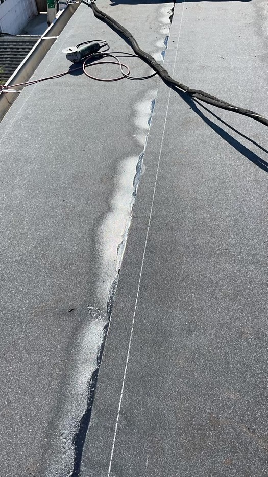 专业屋顶维修 屋顶补漏 屋顶排水槽清理换新 免费估价 纽约精修屋顶公司 photo 5