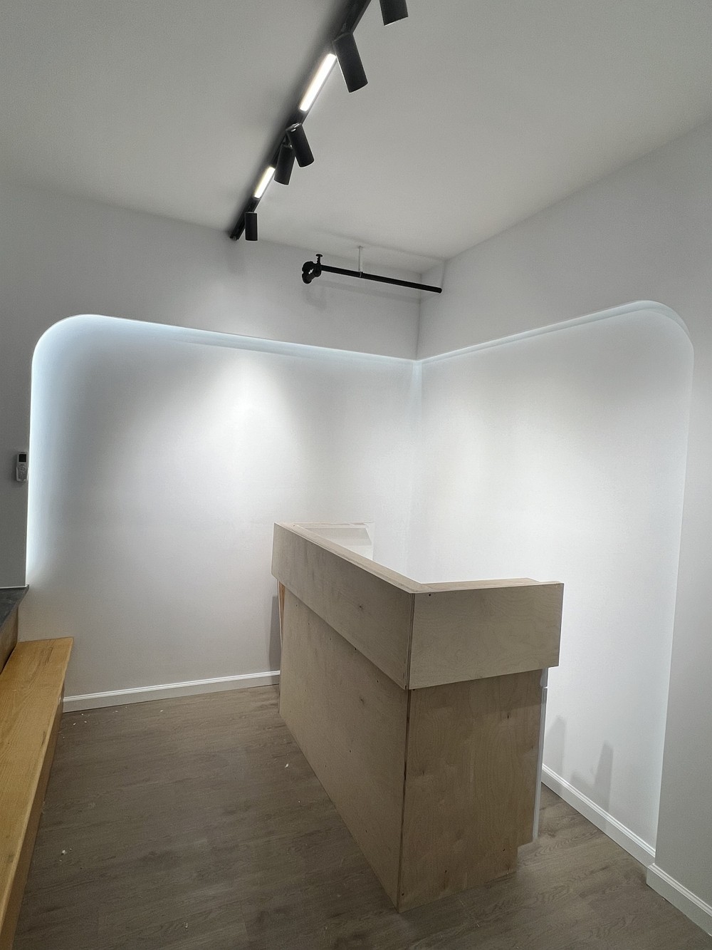 华人工程装修团队，家庭住宅，餐馆装修，店铺装修，设计选材装修全面，价格实惠 photo 3