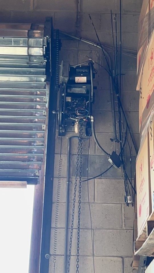 急修车库门, 急修店铺卷闸门/卷帘门 photo 5