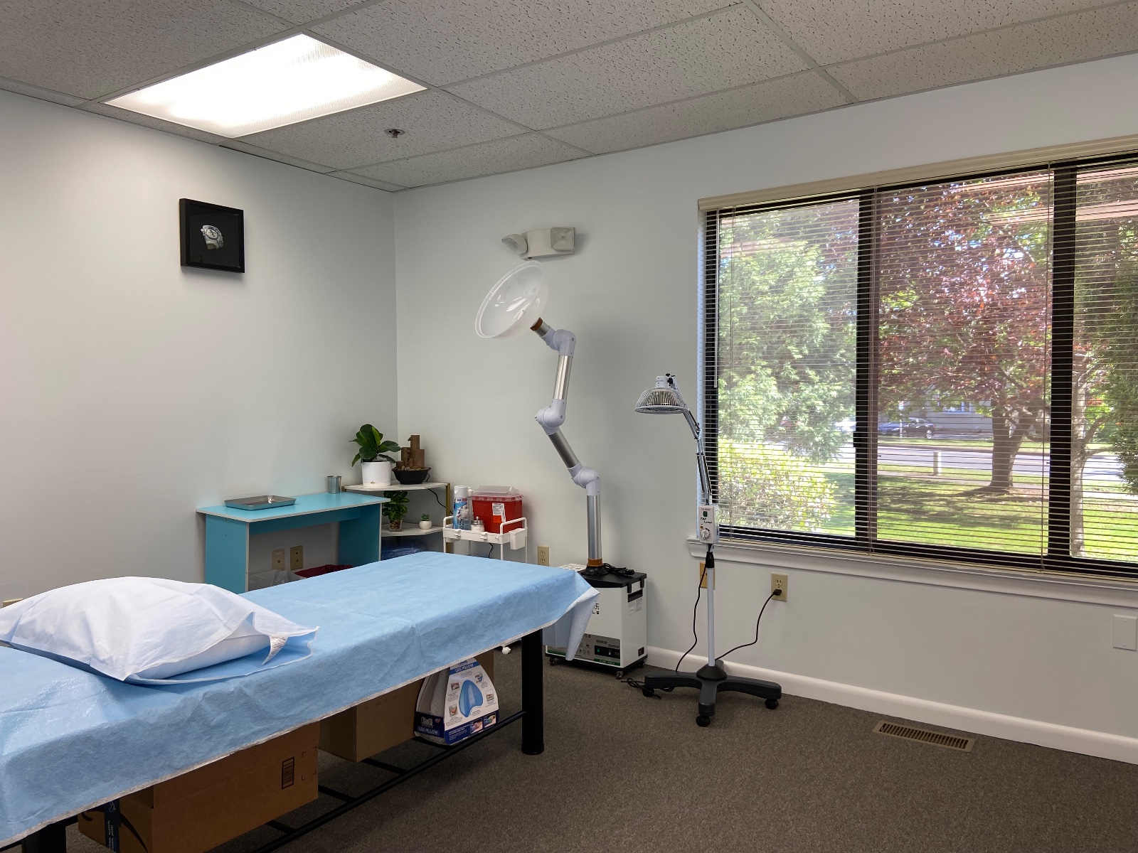 王氏针灸中心 传统的针灸治疗 CT 图片 3