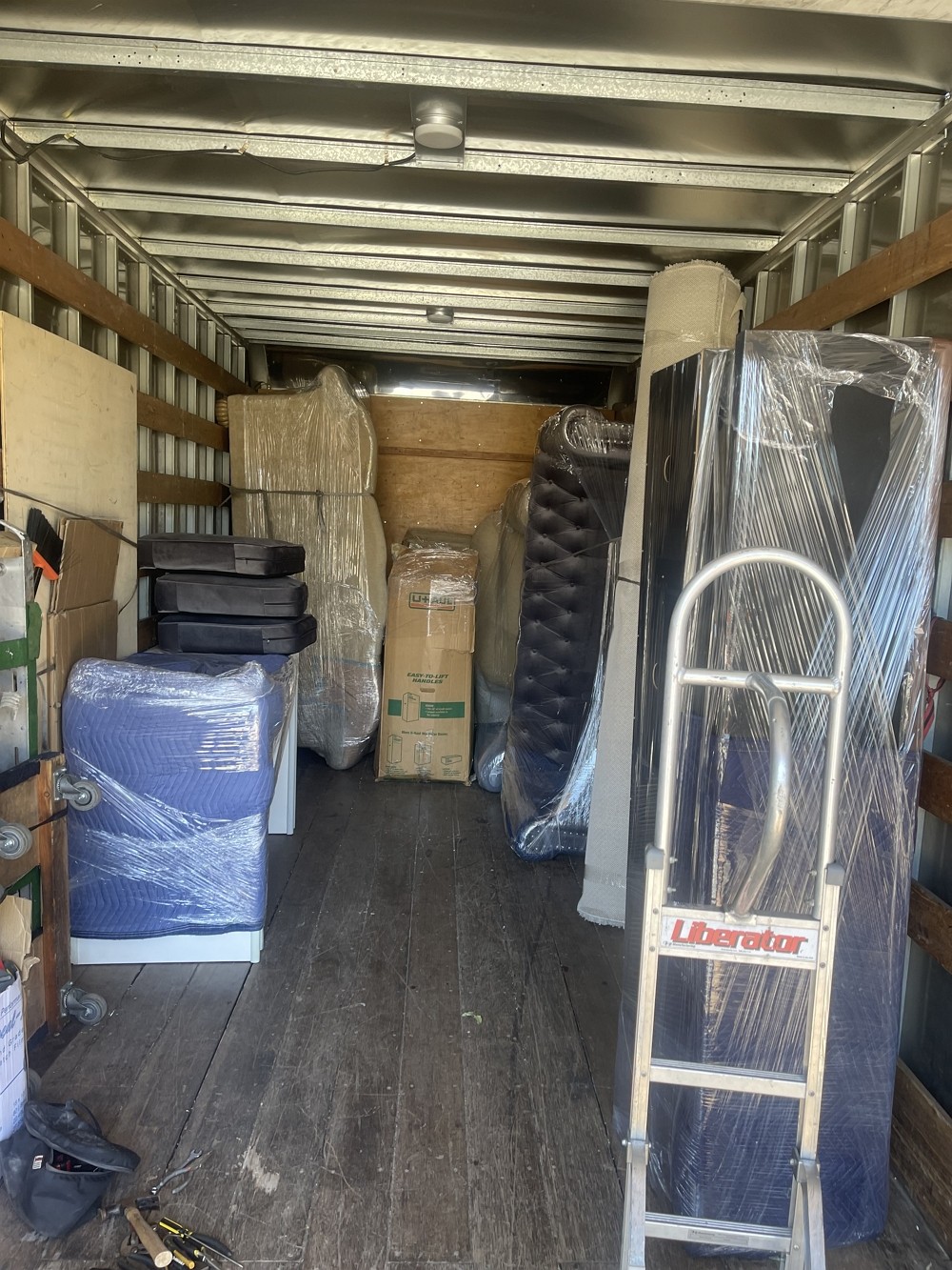 诚信搬家公司提供认真负责 守时可靠 优质服务，俄勒冈搬家及跨州搬家  安全快速 图片 1