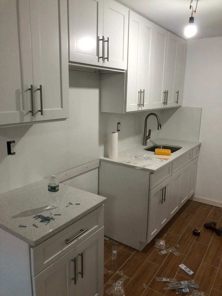 专精房屋室内装修，施工经验丰富，工艺精细，家庭住宅装修改建，有保险，价格优惠，免费估价 photo 4