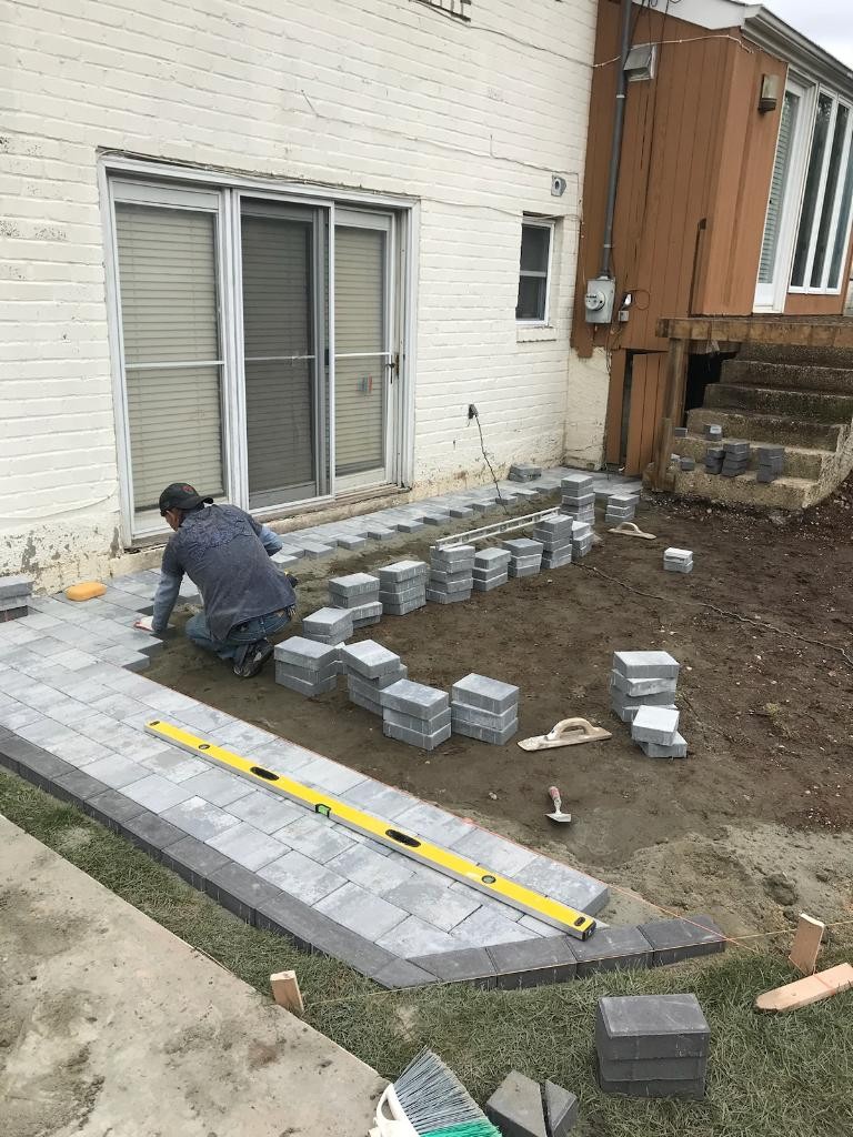 专业庭院维修，水泥车道，装修公司有执照和保险，15年装修经验，免费估价 photo 2