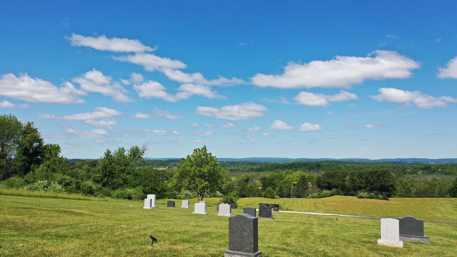 恆福陵園亞裔服務部 photo 1