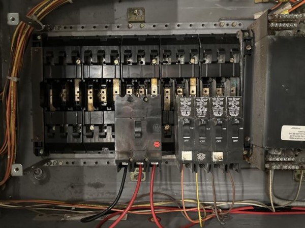 太平洋電氣工程─專業執照電工 图片 7