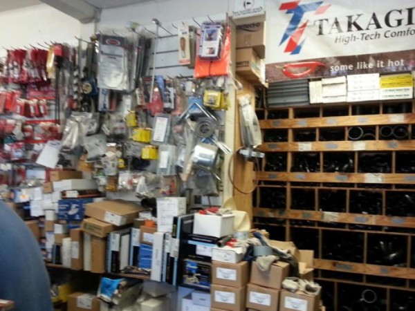 建成水電批發零售公司 图片 1