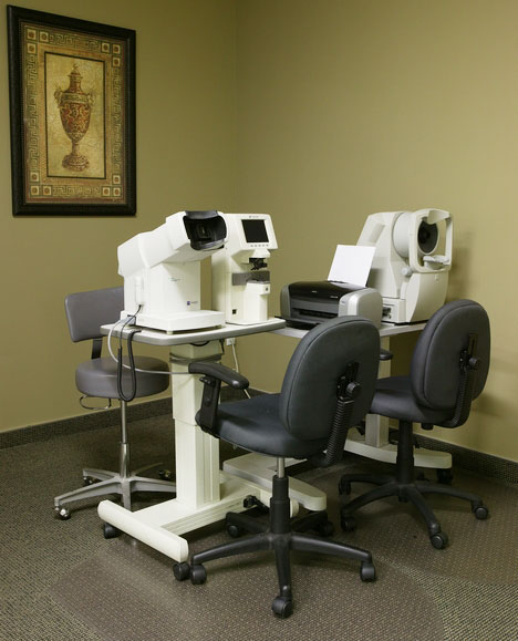 林殿凱醫學博士視力矯正中心 图片 4