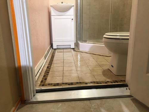 璜父子建築 图片 2