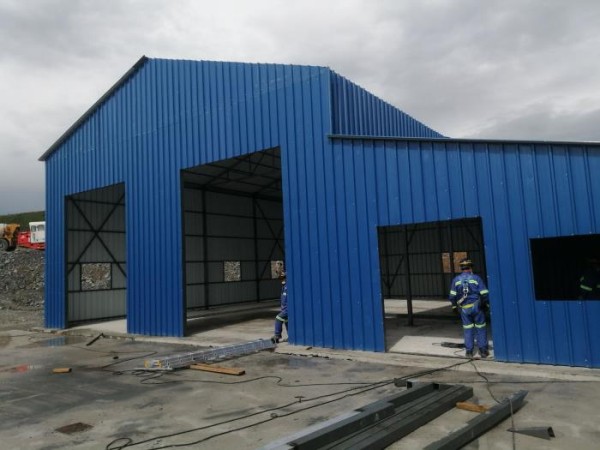 金誠信捲簾門‧彩鋼瓦服務站 图片 7