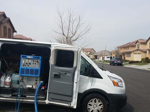 小雷洗地毯 图片 1