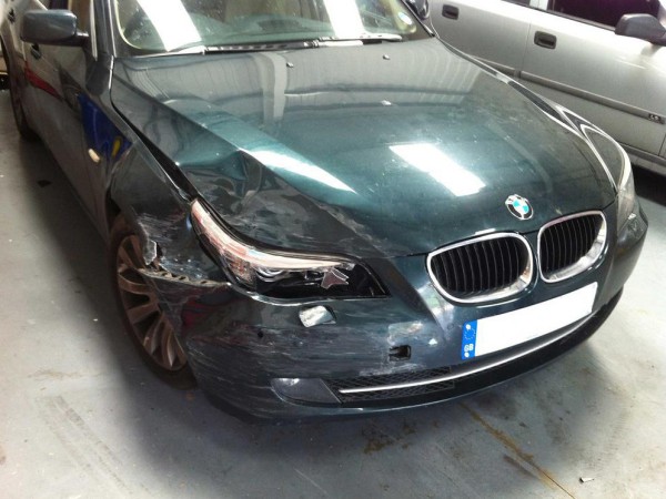 2020板金修護廠 图片 2