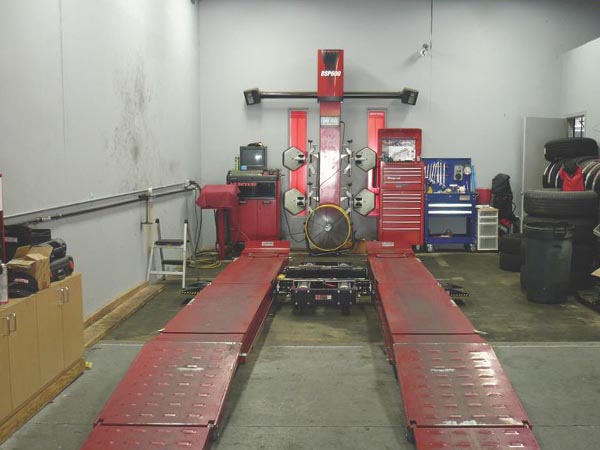 明星汽車維修廠 图片 3