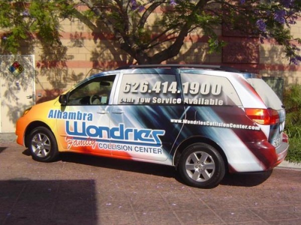 萬得利專業汽車板金修護中心 图片 1