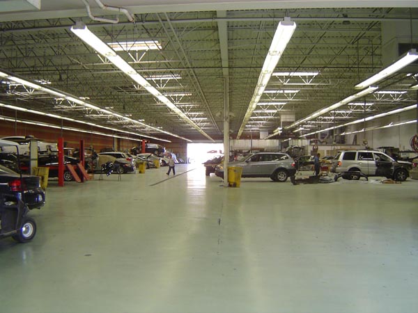 萬得利專業汽車板金修護中心 图片 2