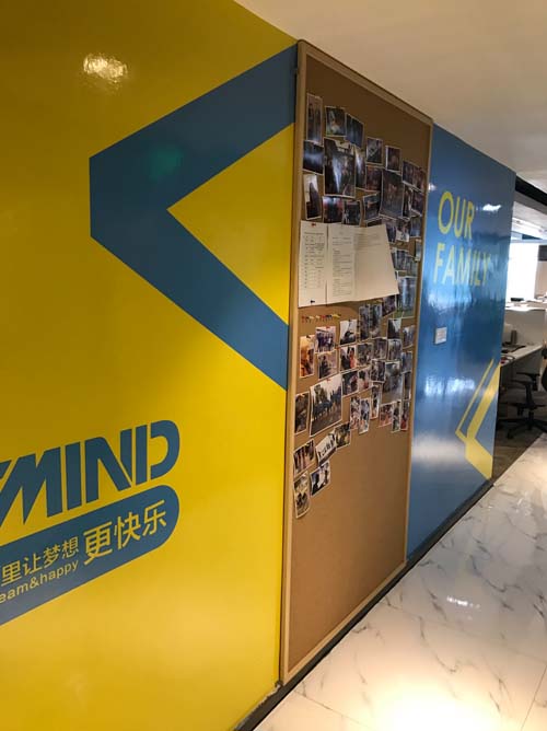 變色龍廣告&噴繪招牌 图片 1