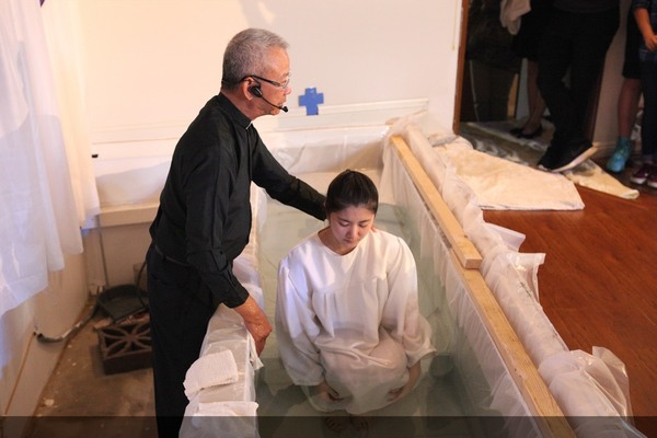 以馬內利宣聖教會 图片 2